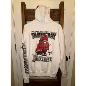 Tampa Bay Buccaneers NFL Team Apparel White Hoodie Raise the Flags Mens Size M
